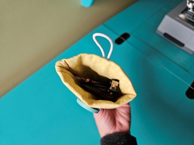 Eyeglass Case with Button Closure Sewing Tutorial / DIY Eyeglass Case / Fabric Eyeglass Pouch / Sunglass Case Pattern / Sewing Pattern