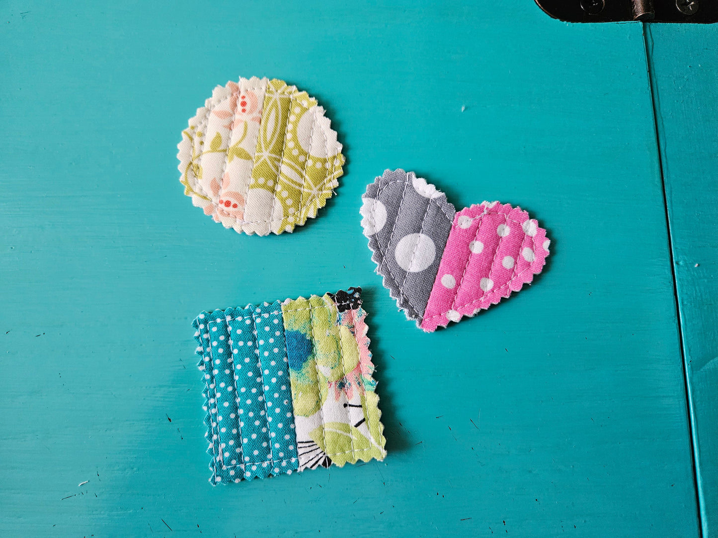 DIY Fabric Magnets Sewing Tutorial / Fabric Magnets Sewing Pattern / DIY Magnets / Circle Heart Square Magnets Sewing Printable / Magnets