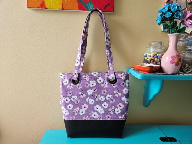 Vinyl Bottom Tote Bag Sewing Tutorial / Tote Bag Sewing Pattern / Tote Bag with Vinyl Bottom Sewing Pattern / Handbag Sewing Printable