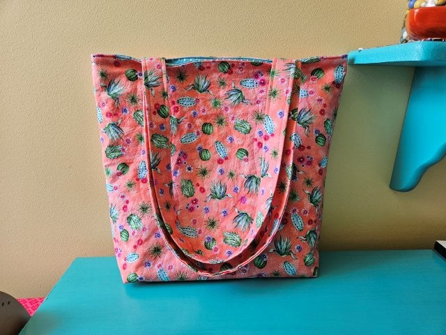 Quilted Tote Bag Sewing Pattern: Flat Bottom Lined Bag Tutorial (PDF)