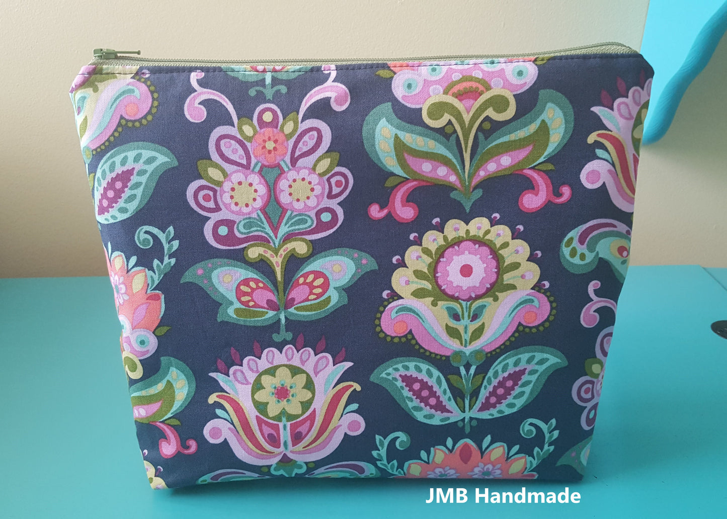 Lined Zipper Pouch Sewing Tutorial / Zipper Pouch Pattern / Zipper Pouch Sewing Pattern / Zipper Pouch Bag Pattern / Sewing Printable