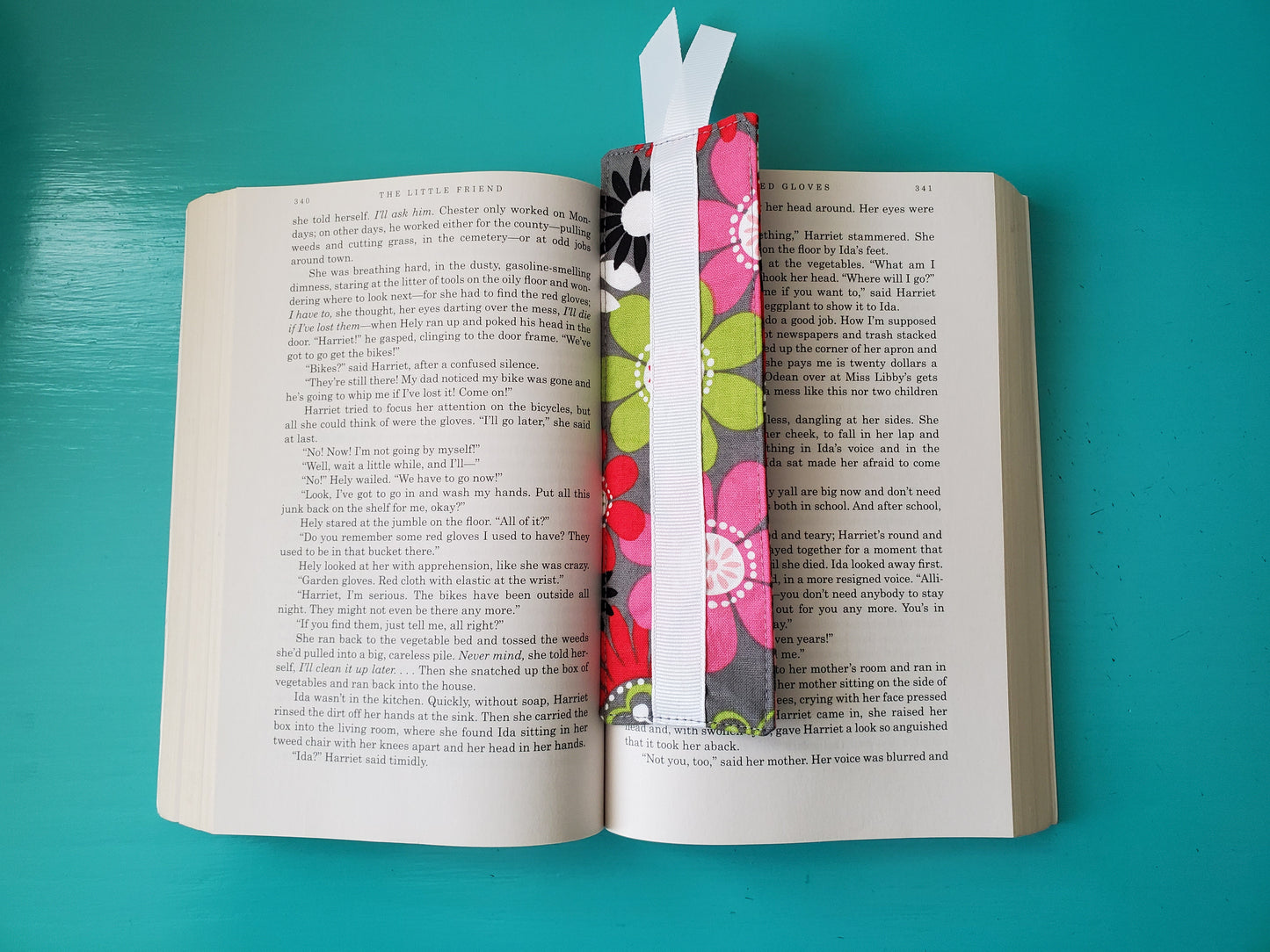 Easy Fabric Bookmark Sewing Tutorial / Bookmark Sewing Pattern / Fabric Bookmark Pattern / Bookmark Pattern / Sewing Printable