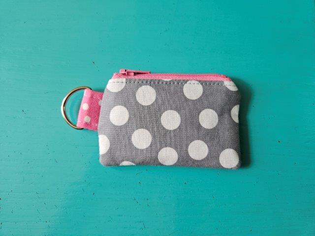 Mini Zipper Pouch Key Chain Sewing Tutorial / Mini Zipper Pouch Key Chain Pattern / Key Chain Pattern / Sewing Printable / Pouch Pattern