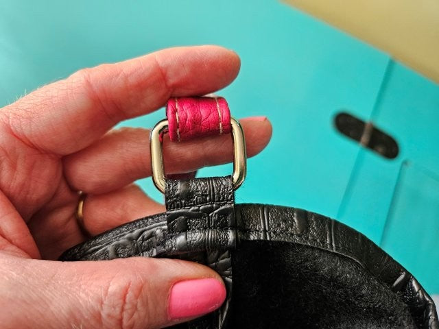 Simple Faux Leather Crossbody Bag Sewing Tutorial - PDF Pattern - Sewing Pattern - Sewing Printable