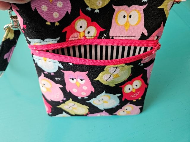 DIY Crossbody Cell Phone Purse Sewing Tutorial / Cell Phone Crossbody Bag Sewing Pattern / Cell Phone Case Pattern / Sewing Printable / PDF