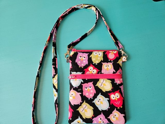 DIY Crossbody Cell Phone Purse Sewing Tutorial / Cell Phone Crossbody Bag Sewing Pattern / Cell Phone Case Pattern / Sewing Printable / PDF