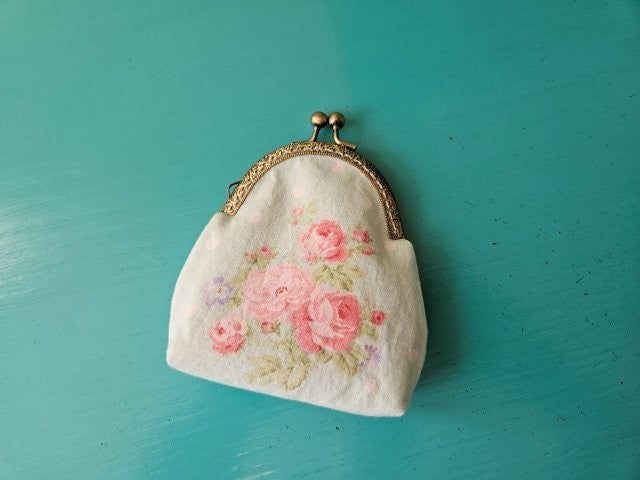 Metal Frame Coin Purse Sewing Tutorial / DIY Frame Coin Purse / Clutch Purse Pattern / Kiss Clasp Coin Purse Pattern / PDF Download