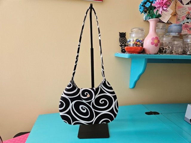 Small Shoulder Handbag Sewing Pattern / DIY Over the Shoulder Purse Pattern / Small Purse Pattern / DIY Shoulder Purse / PDF Download