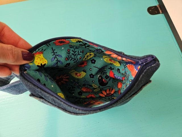 Denim Jeans Wristlet Purse Sewing Tutorial (PDF Download)